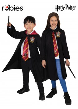 Gryffindor Robe & Kid Wand Harry Potter